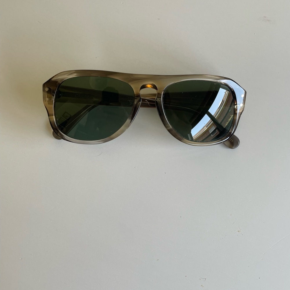 Moscot sechel size 54-18-145 color straw like new with case